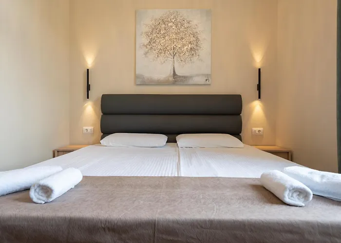 Apartmán Aaa & With Free Parking